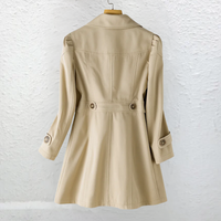 Selvia – Elegancki płaszcz vintage